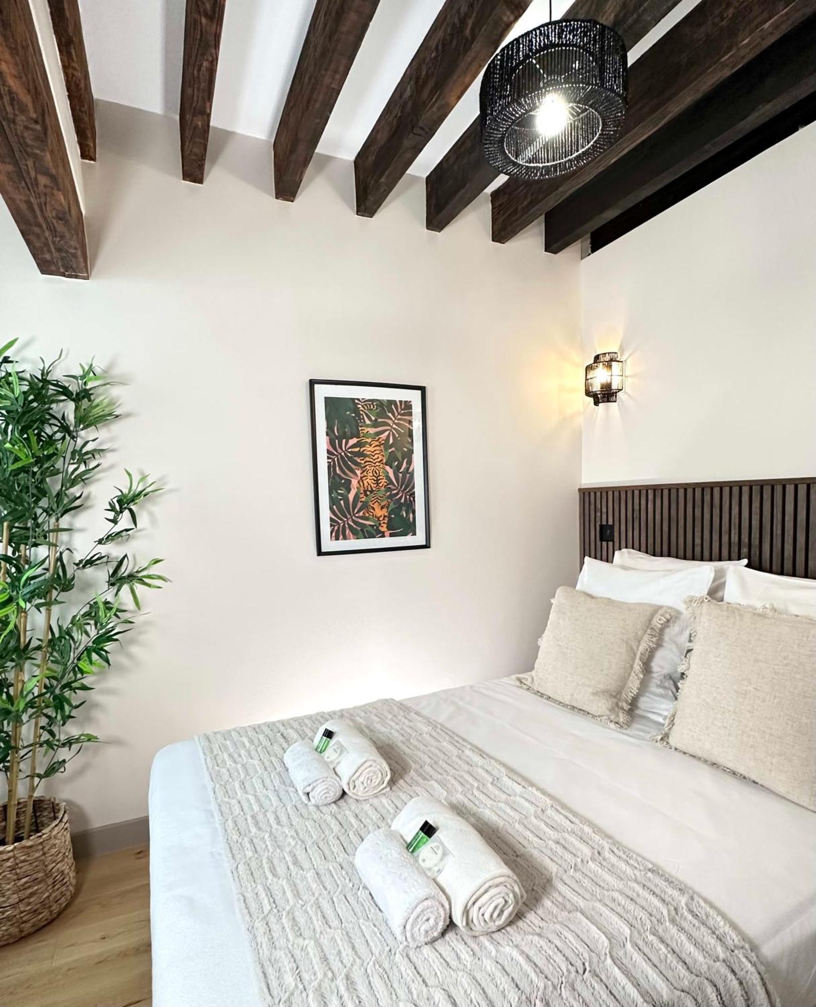 Le Marais' Finest Luxurious Apartment パリ エクステリア 写真