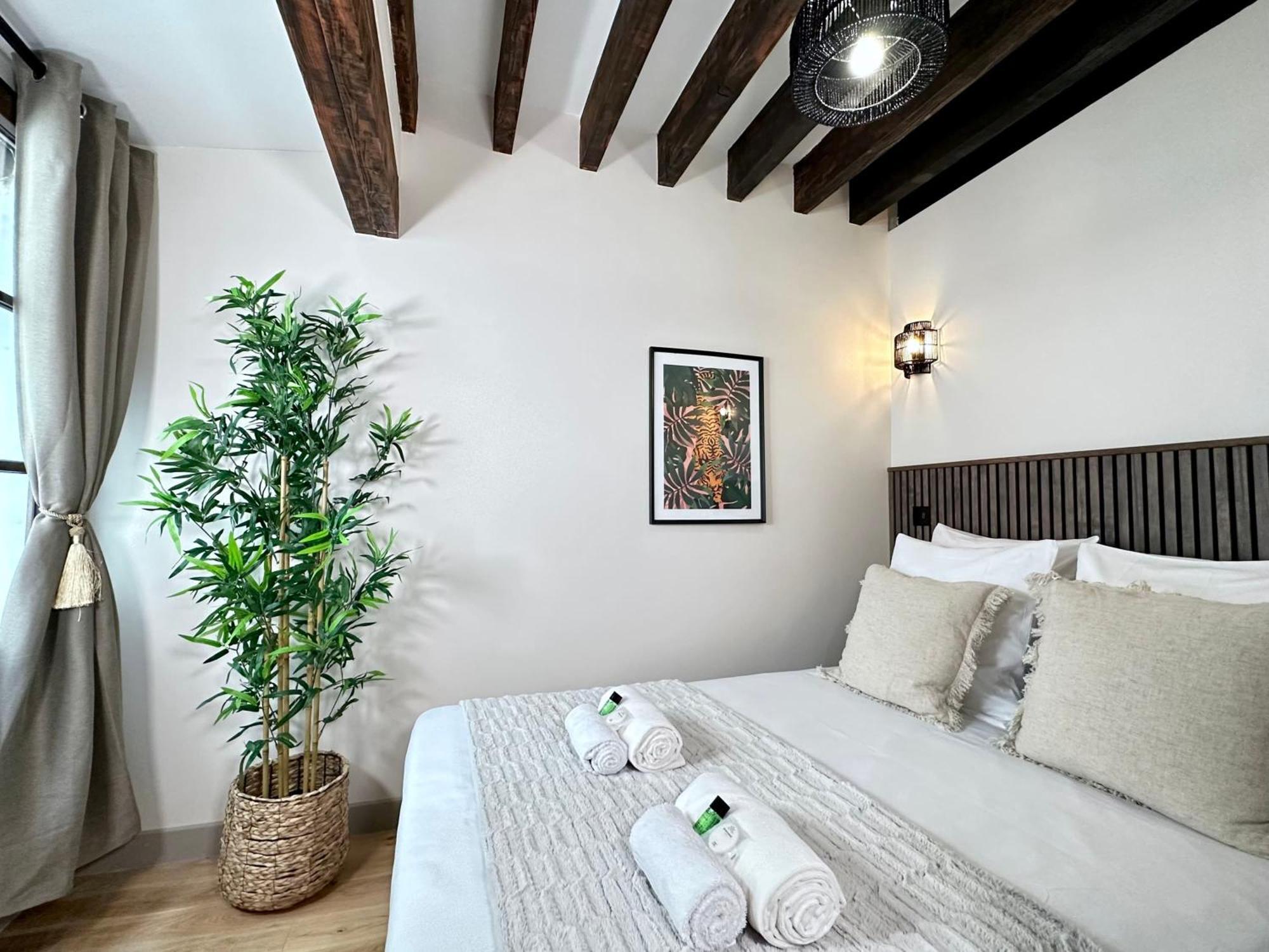 Le Marais' Finest Luxurious Apartment パリ エクステリア 写真